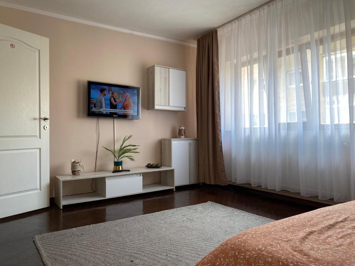 Appartement Apartament Leya à Deva Extérieur photo